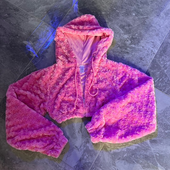 Pink fuzzy tracksuit - Picture 2 of 3